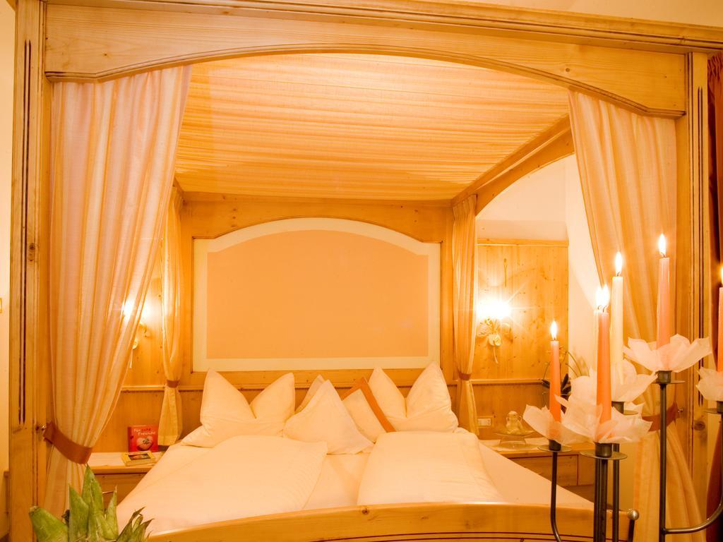 Pension Verdinserhoehe Schenna Room photo